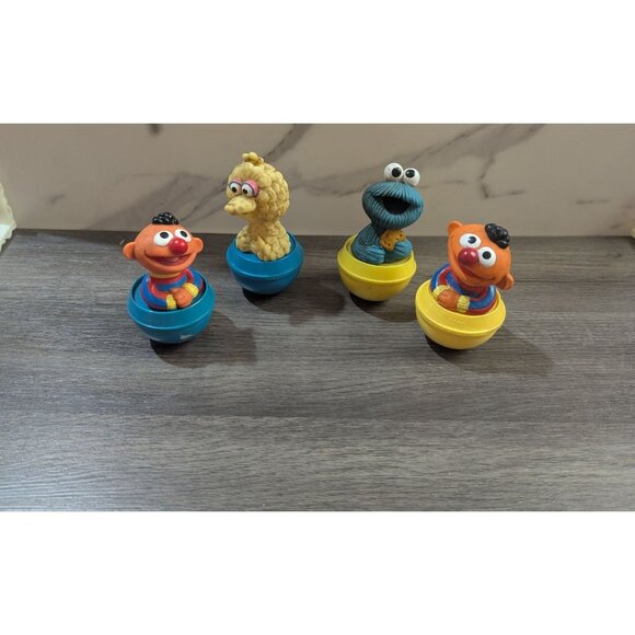 Vintage Sesame Street Wobble Figures Ernie Big Bird Cookie Monster Set Of 4  4" - Picture 7 of 8